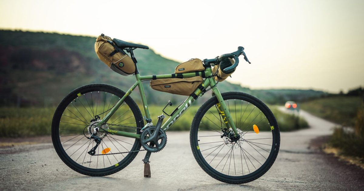 Camino de Santiago en bicicleta: qué bici y qué equipo llevar