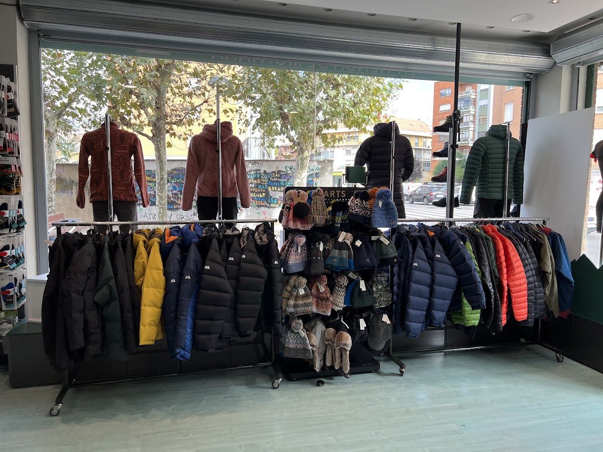 K2 Planet Tienda de Montaña y del Peregrino en León